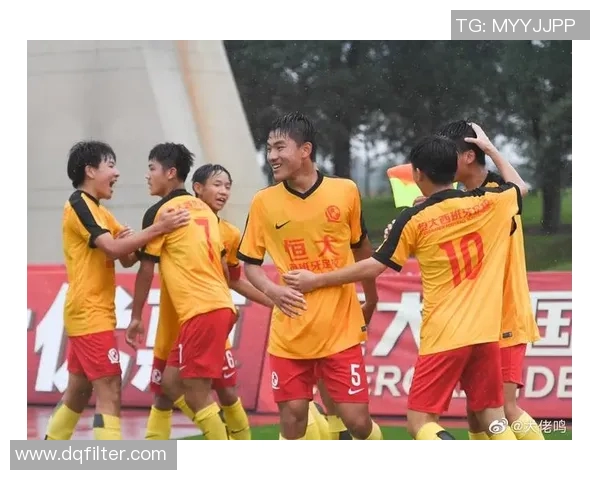 帕尔梅vs对手激战即将上演球迷期待精彩瞬间与胜利时刻